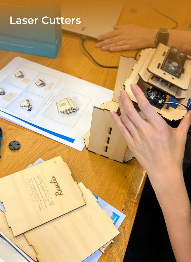 Laser cutters.jpg__PID:bdcddf96-582b-43e8-a6fb-e5167be65267