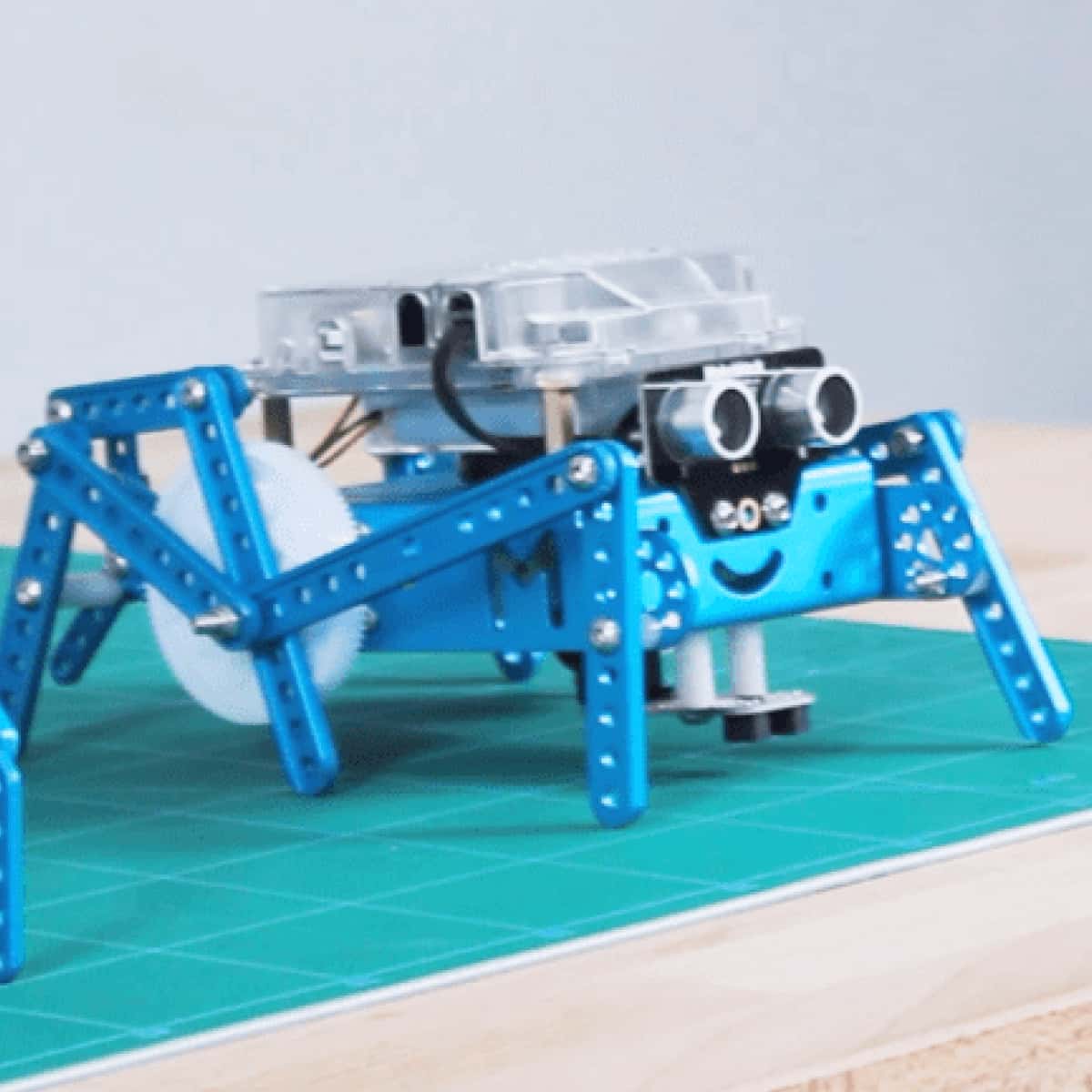 mo_Six-legged Robot 3-in-1 Add-on Pack for mBot (1).jpg__PID:1d839406-e5fb-4091-9c87-af580a8693ac