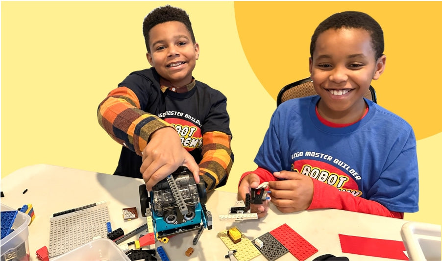 Robot Kits.jpg__PID:fe5304ce-6bdf-4e3f-a298-63999de1e71a