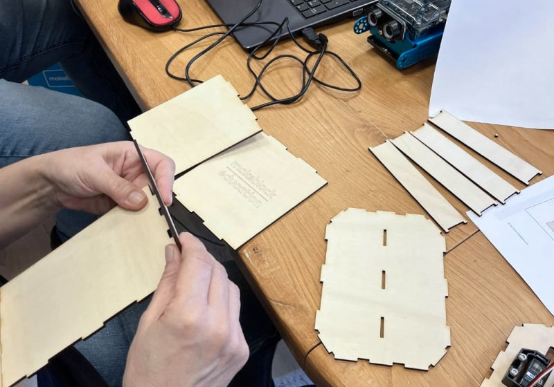 Step 1.jpg__PID:ca907340-8b5c-48d8-a52a-dcebb1c3c0d9