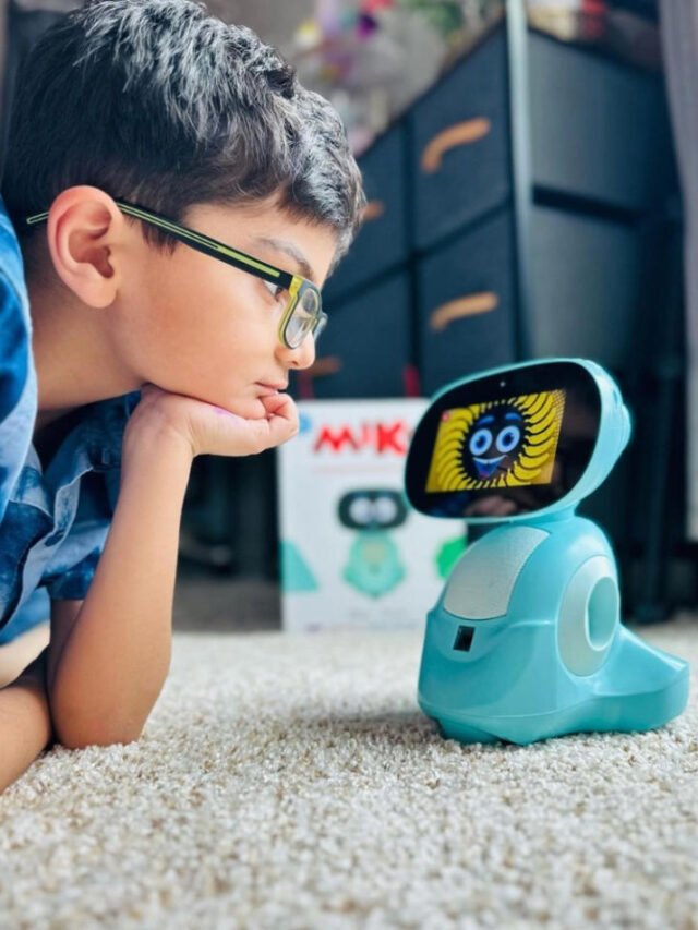 talking robot toy