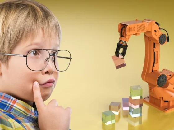 "Precision Robot Arm Toy - Mechanical Marvel for Kids and Enthusiasts"