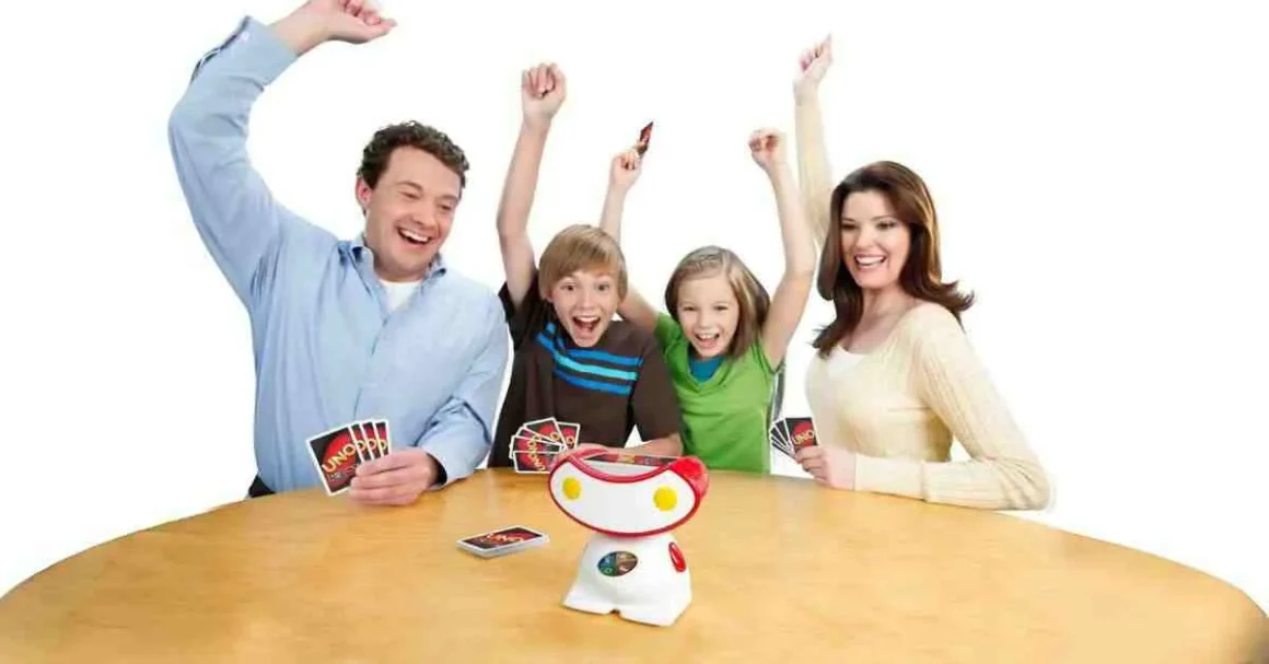 Uno Roboto Toys R Us - Interactive Game Fun